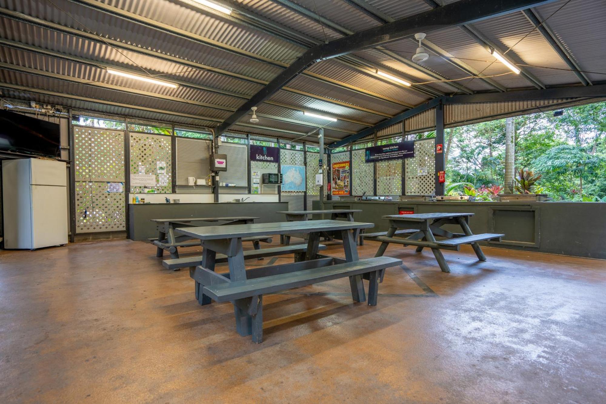 Tasman Holiday Parks - Cairns Cool Waters 外观 照片